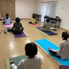 ヨガ 初心者向け 〜バランス調整ヨガ〜 くりえいと公民館　宗像の画像