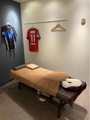 背術ベッドなどの整体院開業セット！