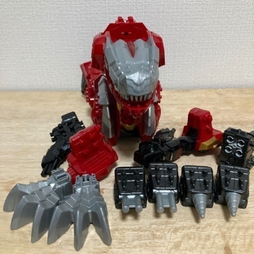 リュウソウジャー