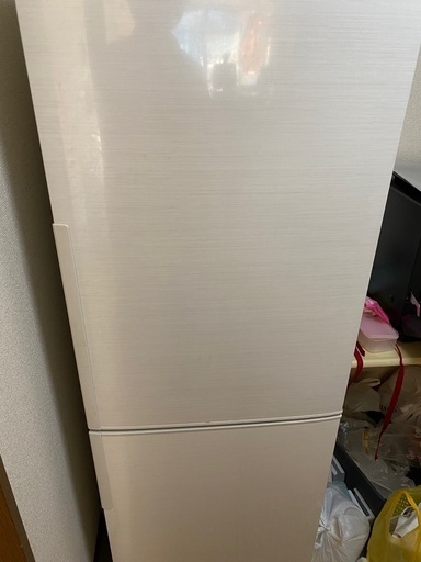 シャープの冷蔵庫［品番SJ-PD27D] 15000円で売ります