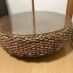 円形テーブル(メガマックス製)        差し上げます