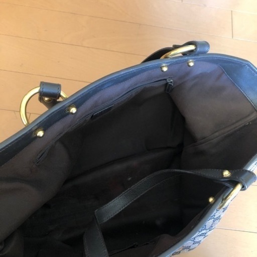 GUCCI 大きめバッグ
