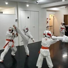 駒沢で空手を始めるなら是非佐々木道場駒沢支部空手道場へお越し下さい。の画像