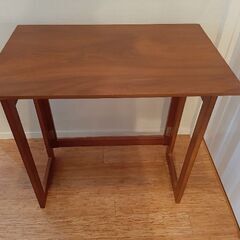 デスク  折りたたみテーブル  状態良好の画像