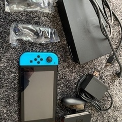 ニンテンドースイッチ本体　新モデル　値下げ中の画像