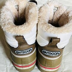 こども用スキーウェア　140サイズ　DESCENTEの画像