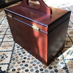 ★鏡付き木製コスメボックス★の画像