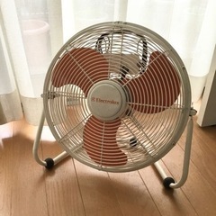 エレクトロラックス Electrolux サーキュレーター　オレンジ