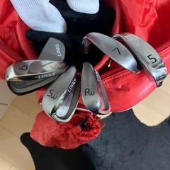 レディース　ゴルフバック&クラブハーフセット　の画像