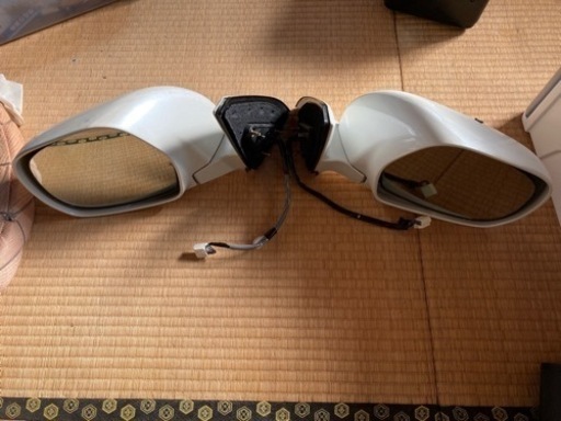 ハイラックスサーフ215ドアミラーASSY白