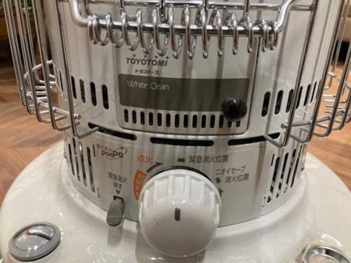 リユースショップBYREUSE配達・設置OK】TOYOTOMI 石油ストーブ