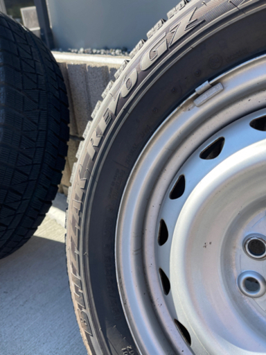 ほぼ新品 バリ山 スタッドレス レボGZ 195/65R15 ブリヂストン