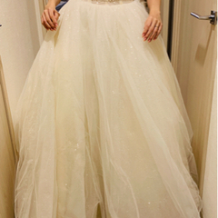 ウェディングドレス ラザロ風 グリッタードレスの画像