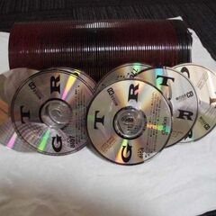 カラオケCDディスク100枚の画像