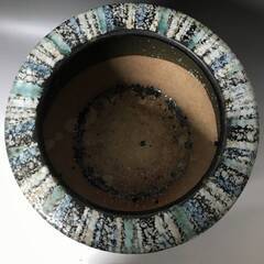 ⭕⭕⭕KYS1/67 火鉢 金魚鉢 水鉢 特シ印 直径39cm 睡蓮鉢 めだか鉢 葉 陶器 陶磁器 囲炉裏 古民具 茶道具 煎茶道具 インテリア 昭和 レトロ 民芸⭕⭕⭕の画像