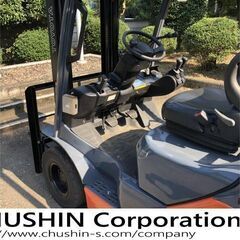1トン　ガソリン＆LPG　フォークリフト　トヨタ　関東輸送無料(条件有)　LPガス　切替式　エンジンフォークリフトの画像