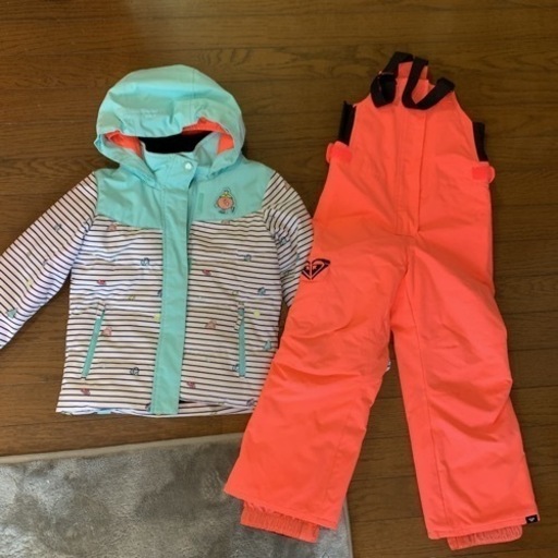 120cm 6/7T スキーウェア　ROXY