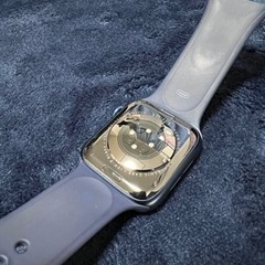 Apple Watch Series 6 GPSモデル 44mm ブルーアルミニウムケースとディープネイビースポーツバンド アップルウォッチ6の画像