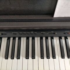 電子ピアノ（デジタルピアノ）　ヤマハYDP-88Ⅱ　専用椅子付きの画像