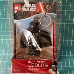 新品未使用　レゴ　ダースベイダー　LEDライトキーホルダー