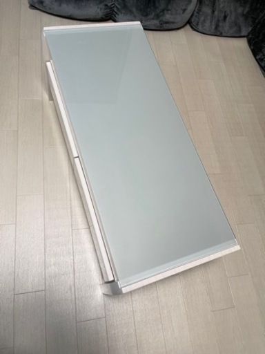 ガラス　ローテーブル　最終値下げしました。