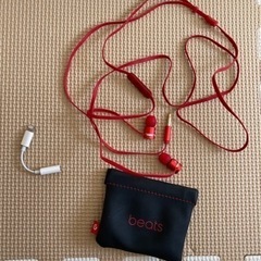 Beats イヤホン