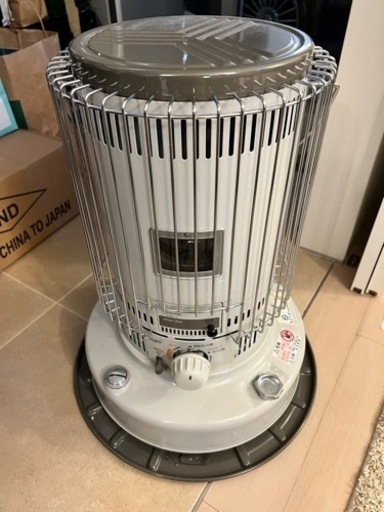 トヨトミ　石油ストーブ　新品