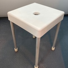 【値下げ】ニトリ　抗菌アルミ風呂いす ソリノ 高さ45cm(WH）の画像