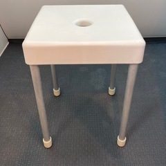 【値下げ】ニトリ　抗菌アルミ風呂いす ソリノ 高さ45cm(WH）