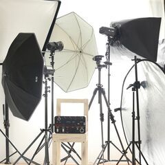 ＜設備の整ったフォトスタジオ＞撮影機材・背景紙・セット面・更衣室・完全個室【地下鉄千代県庁口駅1分】 - 福岡市