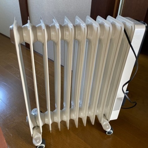 ★電気オイルヒーター DBK HEZC13/10  2011年製 中古品★
