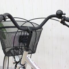 自転車✨ママチャリ✨26インチ✨シルバー✨鍵あり✨中古品【こちらは店舗です。浜村鹿野温泉ICから3分 買取本舗 宮本リサイクル 営業時間９～１９時 定休日水曜のみ←連絡できませんm(_ _)m】G162の画像
