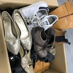 劣化・破損・難あり靴セット売ります！業者様必見！！の画像