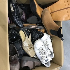 劣化・破損・難あり靴セット売ります！業者様必見！！の画像