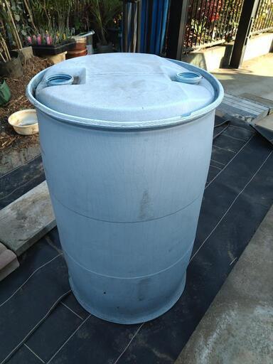 大型ポリタンク ドラムカン 200L
