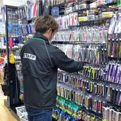 釣具・釣りエサ販売スタッフの画像