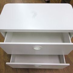 IKEAチェスト 幅80㎝ 引き出し収納 ホワイト イケア BUSUNGE ブースンゲ タンス 収納 子供部屋 札幌 厚別店の画像