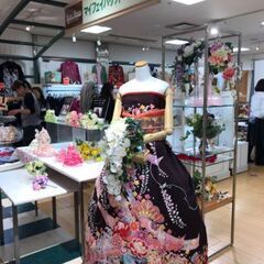着物ドレス着付けフラワーコーディネーターの画像