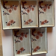 泉龍　お皿　四角いお皿　花　焼魚などに　セットのお値段です。