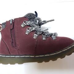 ZARA BABY 靴の画像