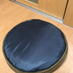 折り畳み座椅子の画像