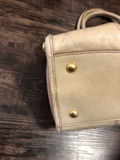 miumiuバッグ