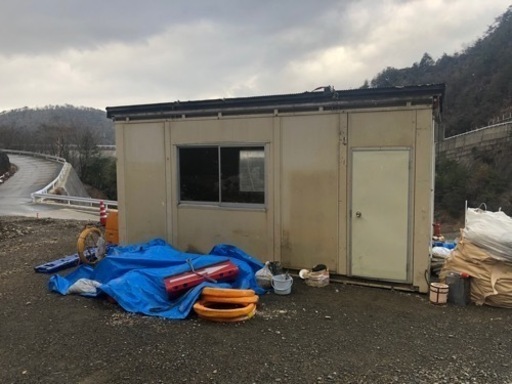 スーパーハウス売ります。