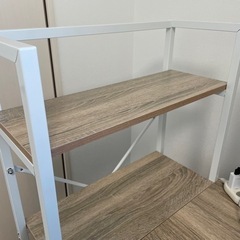 【使用4日の超美品】シェルフ付き　パソコンデスク　モニター台の画像