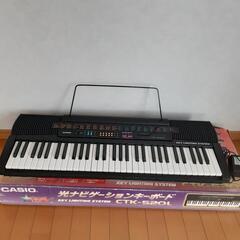 CASIO カシオ　キーボード　光ナビ　CTK-520Lの画像