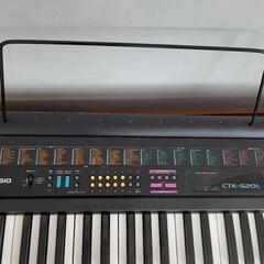 CASIO カシオ　キーボード　光ナビ　CTK-520Lの画像