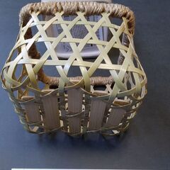 六つ目編み角かご植木鉢の画像