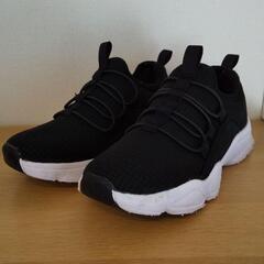 キッズ　スニーカー　18cm　GU