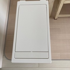 キャスター4個付き天馬製ゴミ箱45リットルの画像