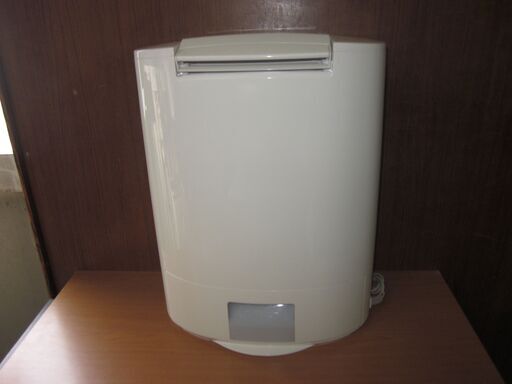 ナショナル除湿乾燥機　F-YZC60